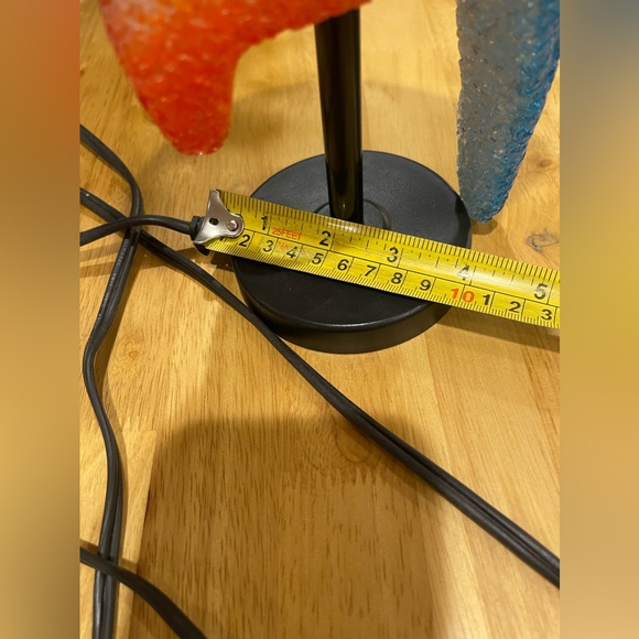 Rare Vintage Popcorn plastic Parrot lamp on a metal stand Lovely accent lamp - Picture 10 of 16